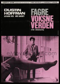 9k781 GRADUATE Danish R70s classic image of Dustin Hoffman & Anne Bancroft's sexy leg!