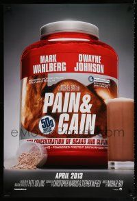 9m584 PAIN & GAIN teaser DS 1sh '13 Wahlberg, Dwayne Johnson, cool image of protein powder!