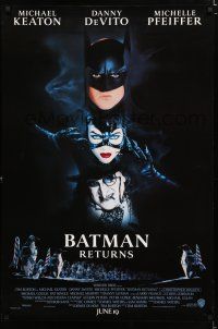 9x091 BATMAN RETURNS white advance 1sh '92 image of Michael Keaton, Danny DeVito, Michelle Pfeiffer
