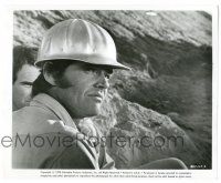 9y301 FIVE EASY PIECES 8.25x10 still '70 c/u Jack Nicholson in hardhat, directed by Bob Rafelson!