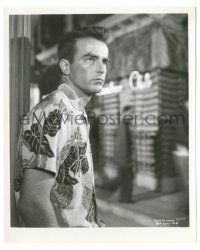 9y312 FROM HERE TO ETERNITY 8x10 still '53 great close up of Montgomery Clift as Prewitt!