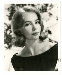 9y500 LESLIE CARON 8.25x10 still '60 head & shoulders portrait about to star in The Subterraneans!