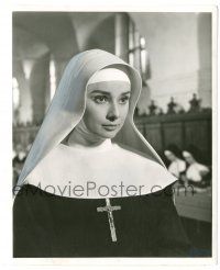 9y619 NUN'S STORY 8.25x10 still '59 best close up of religious Audrey Hepburn wearing habit!