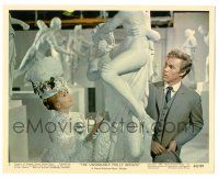 9y040 UNSINKABLE MOLLY BROWN color 8x10 still #5 '64 Debbie Reynolds & Harve Presnell by statues!