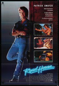 9z779 ROAD HOUSE 1sh '89 full-length Patrick Swayze is the best bouncer in the business!