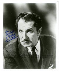 1a932 VINCENT PRICE signed 8x9.75 REPRO still '80s great head & shoulders portrait from The Raven!