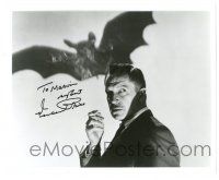 1a931 VINCENT PRICE signed 8x10 REPRO still '80s best smoking portrait with shadow from The Bat!