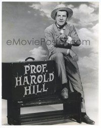 1b186 MUSIC MAN deluxe 10.5x13.5 still '62 best portrait of Robert Preston as Professor Harold Hill!