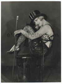 1b221 RUTH HIATT deluxe 10x13.5 still '20s full-length sexy seated portrait with top hat & cane!