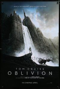1c261 OBLIVION teaser DS English 1sh '13 Morgan Freeman, image of Tom Cruise & waterfall in city!