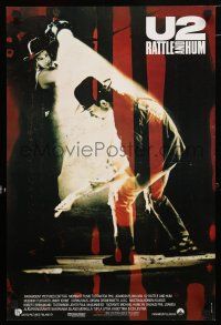 1c421 U2 RATTLE & HUM Finnish '88 image of Irish rockers Bono & The Edge performing on stage!