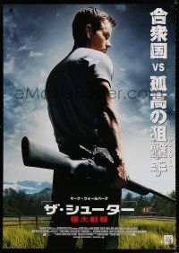 1c737 SHOOTER DS Japanese 29x41 '07 cool close up of Mark Wahlberg with Remington 700 rifle!
