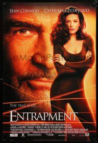 1d263 ENTRAPMENT style A 1sh '99 close up Sean Connery & full-length sexy Catherine Zeta-Jones!