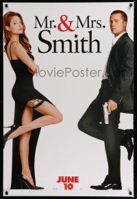 1d563 MR. & MRS. SMITH teaser 1sh '05 married assassins Brad Pitt & sexy Angelina Jolie!