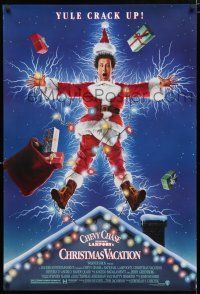 1d582 NATIONAL LAMPOON'S CHRISTMAS VACATION 1sh '89 Consani art of Chevy Chase, yule crack up!