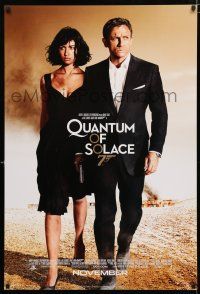 1d642 QUANTUM OF SOLACE int'l advance DS 1sh '08 Daniel Craig as James Bond, sexy Olga Kurylenko!