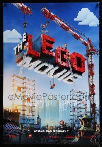 1k426 LEGO MOVIE teaser DS 1sh '14 cool image of title assembled w/cranes & plastic blocks!
