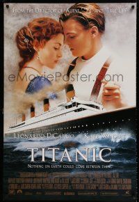 1k771 TITANIC style B int'l DS 1sh '97 romantic image of Leonardo DiCaprio & Kate Winslet!