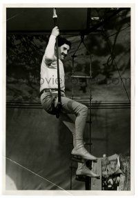 1m114 AT THE CIRCUS 7x10.25 still '39 cool image of Groucho Marx as man on the flying trapeze!
