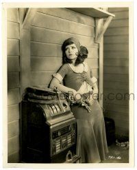 1m224 CLARA BOW 8x10 still '30s great full-length close up leaning on vintage slot machine!