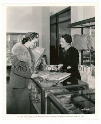 1m289 DOROTHY LAMOUR 8.25x10 still '36 she's getting her Christmas shopping done early!