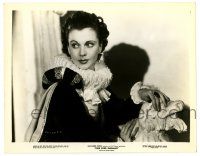 1m338 FIRE OVER ENGLAND 8x10.25 still '37 c/u of beautiful young Vivien Leigh in royal costume!