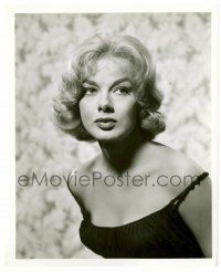 1m576 LESLIE PARRISH 8.25x10 still '61 close up of the sexy blonde from Portrait of a Mobster!