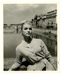 1m998 YVETTE MIMIEUX 8.25x10 still '61 on location in Italy when making Light in the Piazza!