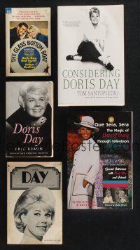 2a177 LOT OF 5 SOFTCOVER BOOKS OF DORIS DAY '60s-00s biographies, Glass Bottom Boat & more!