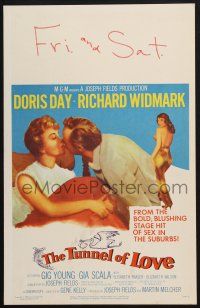 2b959 TUNNEL OF LOVE WC '58 romantic art of Doris Day & Richard Widmark kissing + sexy Gia Scala!