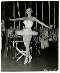 2d168 BELLA DARVI 8.25x10 still '55 starring as an international ballerina in The Racers!