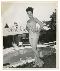 2d289 DEBRA PAGET 8.25x10 still '50s sexy full-length swimsuit portrait posing by swimming pool!