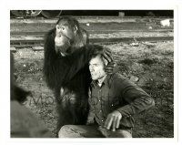 2d349 EVERY WHICH WAY BUT LOOSE 8x10 still '78 wacky c/u of Clint Eastwood & Clyde the orangutan!
