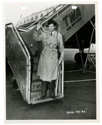 2d443 HARVEY candid 8x10 key book still '50 James Stewart waves as he's about to board TWA airplane!