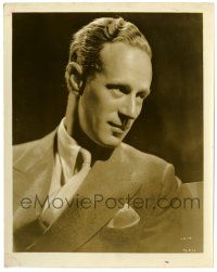 2d572 LESLIE HOWARD 8x10.25 still '30s great head & shoulders portrait wearing suit & tie!