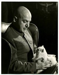 2d696 ON HER MAJESTY'S SECRET SERVICE 8x10.25 still '69 Telly Savalas as Blofeld with his cat!
