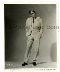 2d913 TO KILL A MOCKINGBIRD 8.25x10 still '62 full-length Gregory Peck as Atticus Finch!