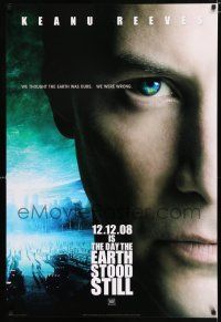 2f218 DAY THE EARTH STOOD STILL style B int'l teaser DS 1sh '08 super close up of Keanu Reeves!
