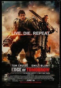 2f258 EDGE OF TOMORROW June 06 advance DS 1sh '14 Tom Cruise & Emily Blunt, live, die, repeat!