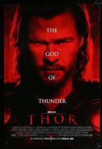 2f770 THOR DS advance 1sh '11 cool image of Chris Hemsworth in the title role!