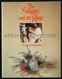 2g460 SLIPPER & THE ROSE souvenir program book '76 Richard Chamberlain, Gemma Craven as Cinderella!