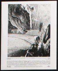 2g764 JURASSIC PARK presskit w/ 13 stills '93 Steven Spielberg, Richard Attenborough, dinosaurs!