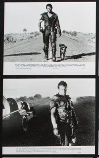 2g810 MAD MAX 2: THE ROAD WARRIOR presskit w/ 10 stills '82 Mel Gibson returns in the title role!