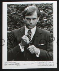 2g792 OMEN 3 - THE FINAL CONFLICT presskit w/ 11 stills '81 creepy images of Sam Neill as Damien!