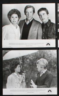 2g768 ORDINARY PEOPLE presskit w/ 13 stills '80 Sutherland, Mary Tyler Moore, Robert Redford!