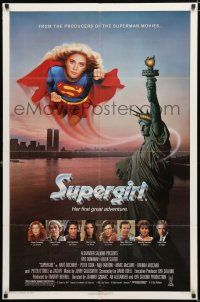 2h863 SUPERGIRL 1sh '84 super Helen Slater in costume flying over Statue of Liberty!