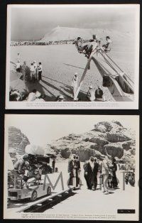 2k862 LAWRENCE OF ARABIA 4 candid 8x10 stills '63 Lean, Peter O'Toole, Quinn playing chess in water