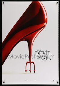 2m199 DEVIL WEARS PRADA style A teaser DS 1sh '06 Meryl Streep & Anne Hathaway, cool shoe!