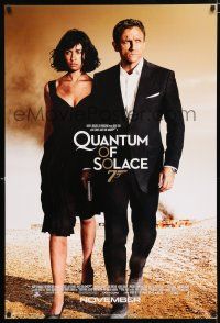2m621 QUANTUM OF SOLACE int'l advance DS 1sh '08 Daniel Craig as James Bond + sexy Olga Kurylenko!