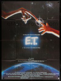 2p583 E.T. THE EXTRA TERRESTRIAL French 1p '82 Steven Spielberg, classic fingers touching image!